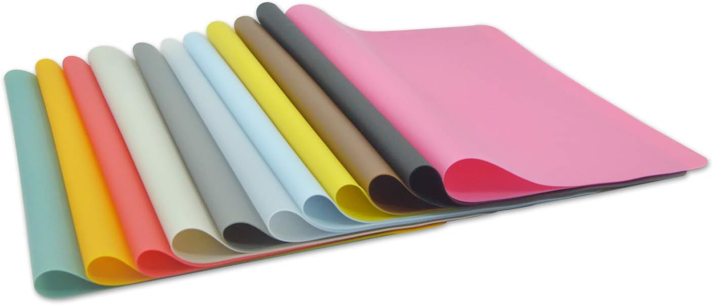 Silicone Placemats, Food-Grade Non-Slip Waterproof, Dining, Stain Resistant, Countertop Protector, Kitchen Counter Mat, Heat Resistant, Baking mat Dishwasher Safe (15.7x11.8Inch-4pack, Green)