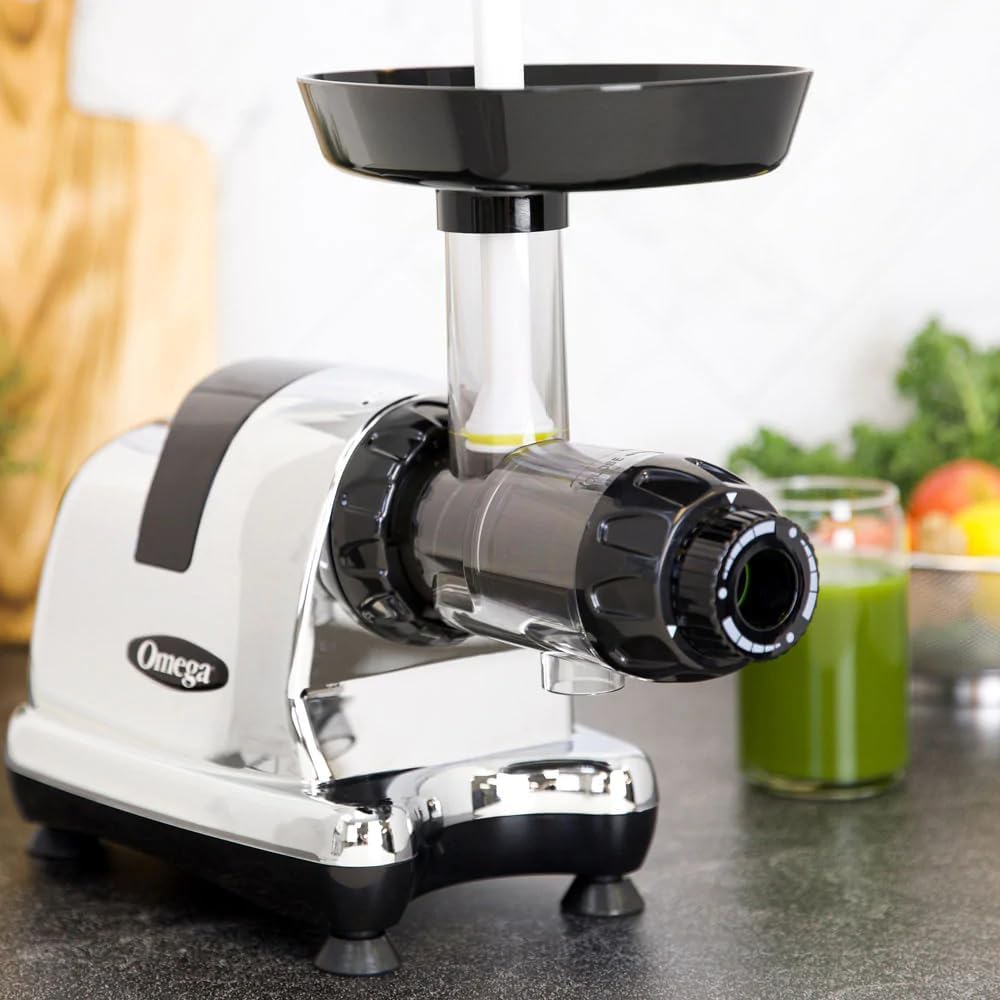 Omega Cold Press Juicer Machine, Vegetable and Fruit Juice Extractor and Nutrition System Makes Nut Milks Baby Food and Sorbets, Triple-Stage 80-RPM Slow Masticating Juicer, 200-Watts, Chrome