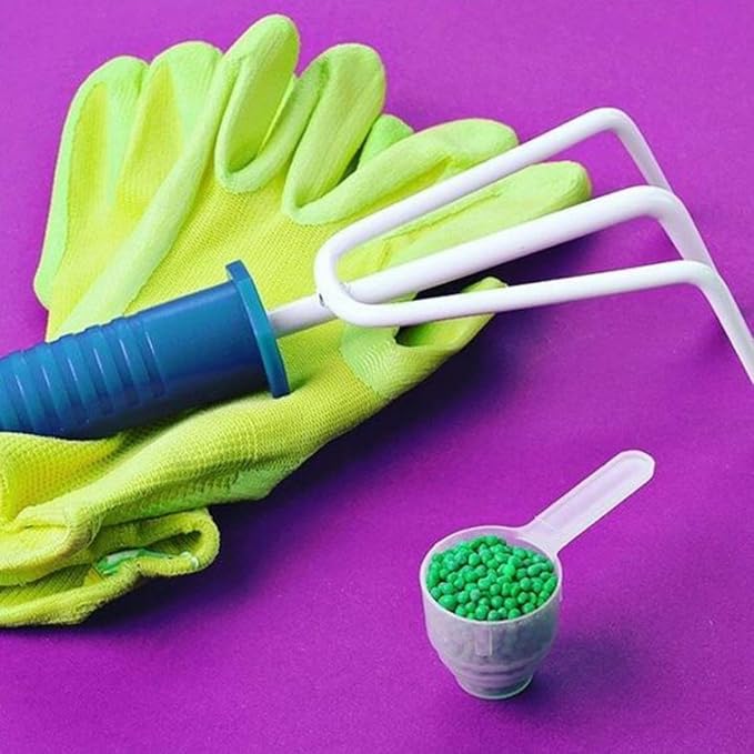 Plastic Measuring Scoop, (118.4 cc | 1/2 Cup | 4 fl oz. | 118.4 mL) Long Handle Spoons for Powders, Granules, Coffee, Pet Food, Baking Supplies, Protein and Other Dry Goods, BPA Free (Set of 1)