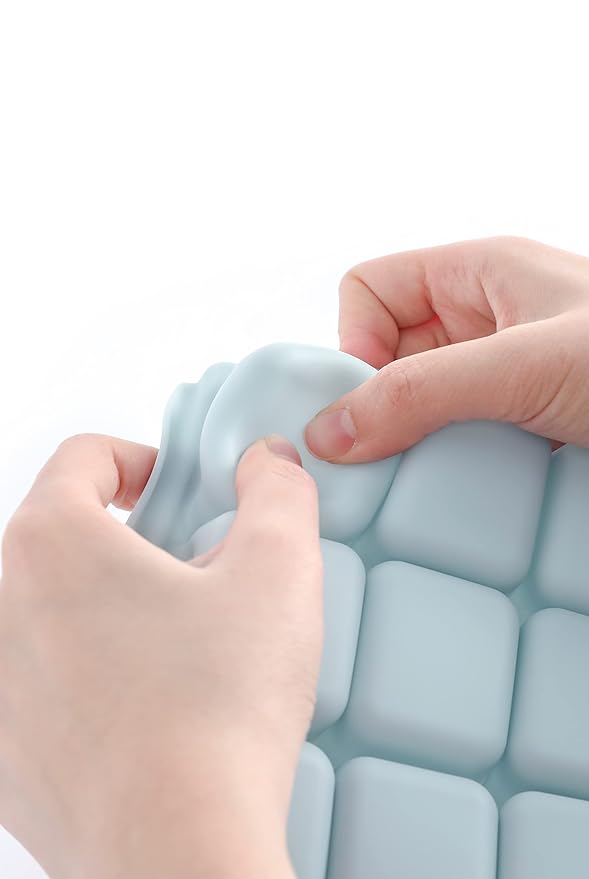 Baby Food Storage Silicone Cubes with Clip-On Lid Freezer Tray Baby Food Soups Purees Ice Easy and Safe Design Made in Korea (20 Celadon Green)