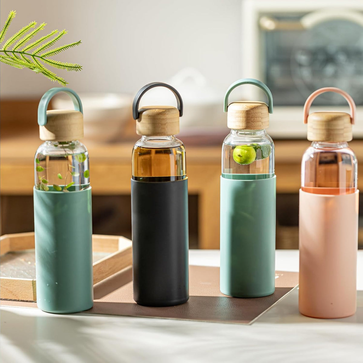 21oz Borosilicate Glass Water Bottles with Silicone Non-Slip Sleeve & Leak-Proof Lid-Reusable Drink Bottle for Office,Travel,Gym,Hiking-BPA Free,Ideal Gift for Home,Car &Fitness (Pink+Black+Green)