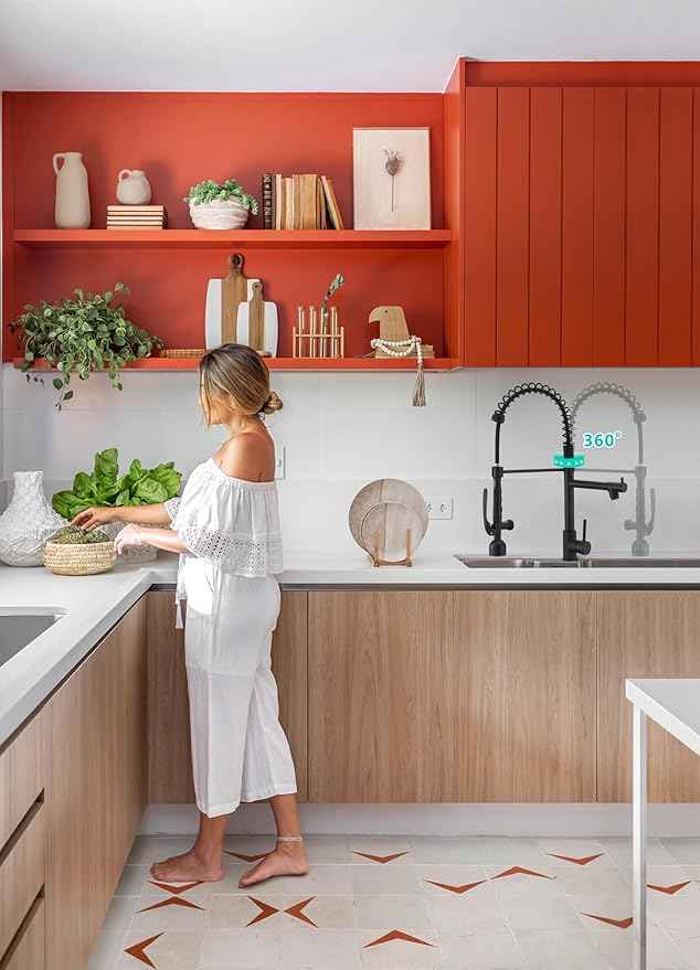 Fapully Black Kitchen Faucet with Pull Down Sprayer,Commercial LED Kitchen Faucet,Single Handle Single Hole Kitchen Sink Faucets